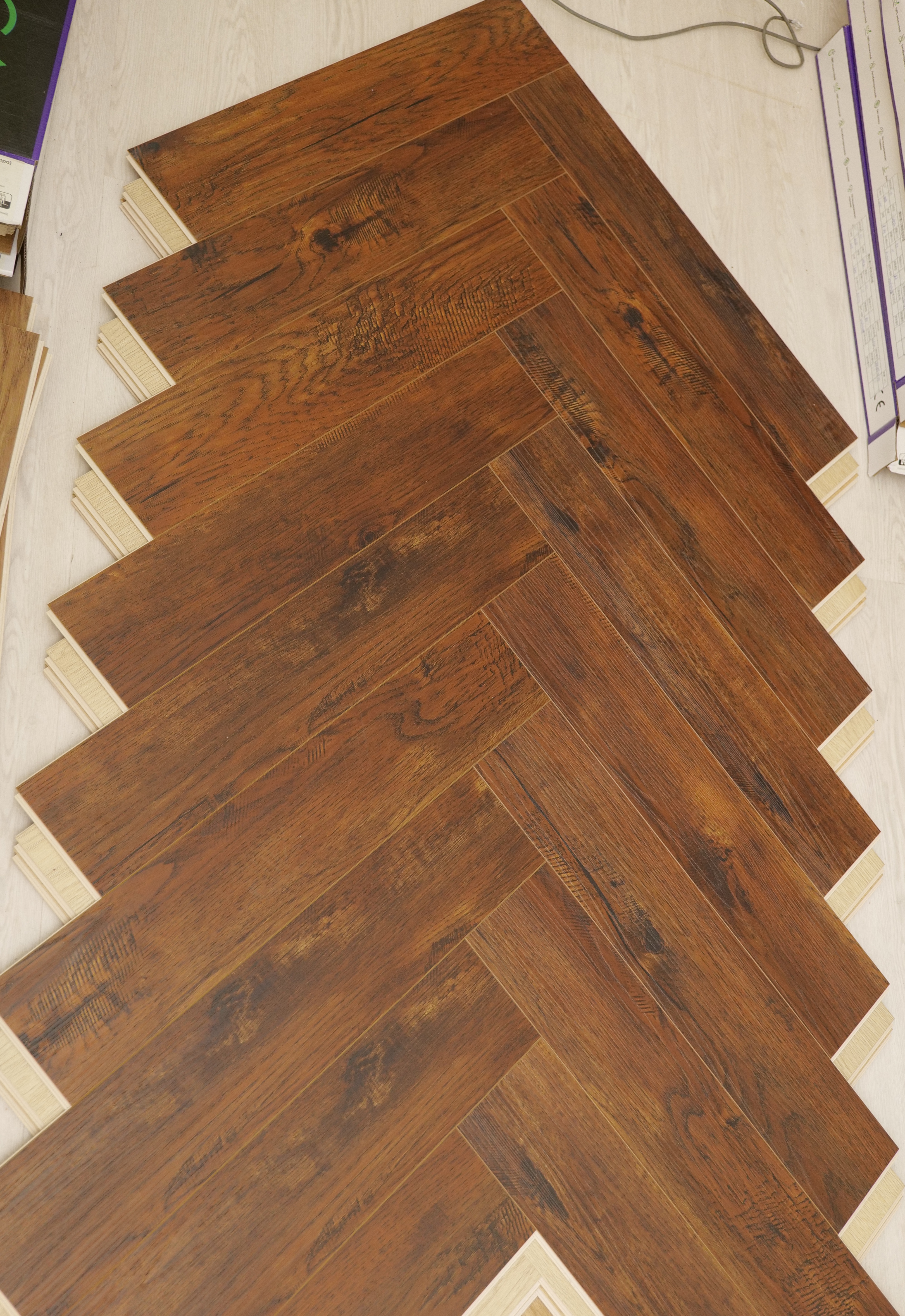 Кварцвиниловый SPC ламинат Evofloor Parguet Click Calcanha Калканхар P222-1 венгерская елка 640×128×4,5